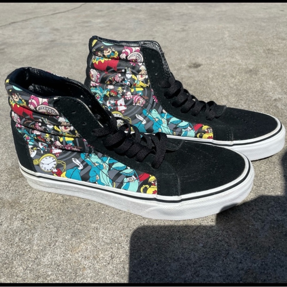 Alice & wonderland sk8 highs Vans